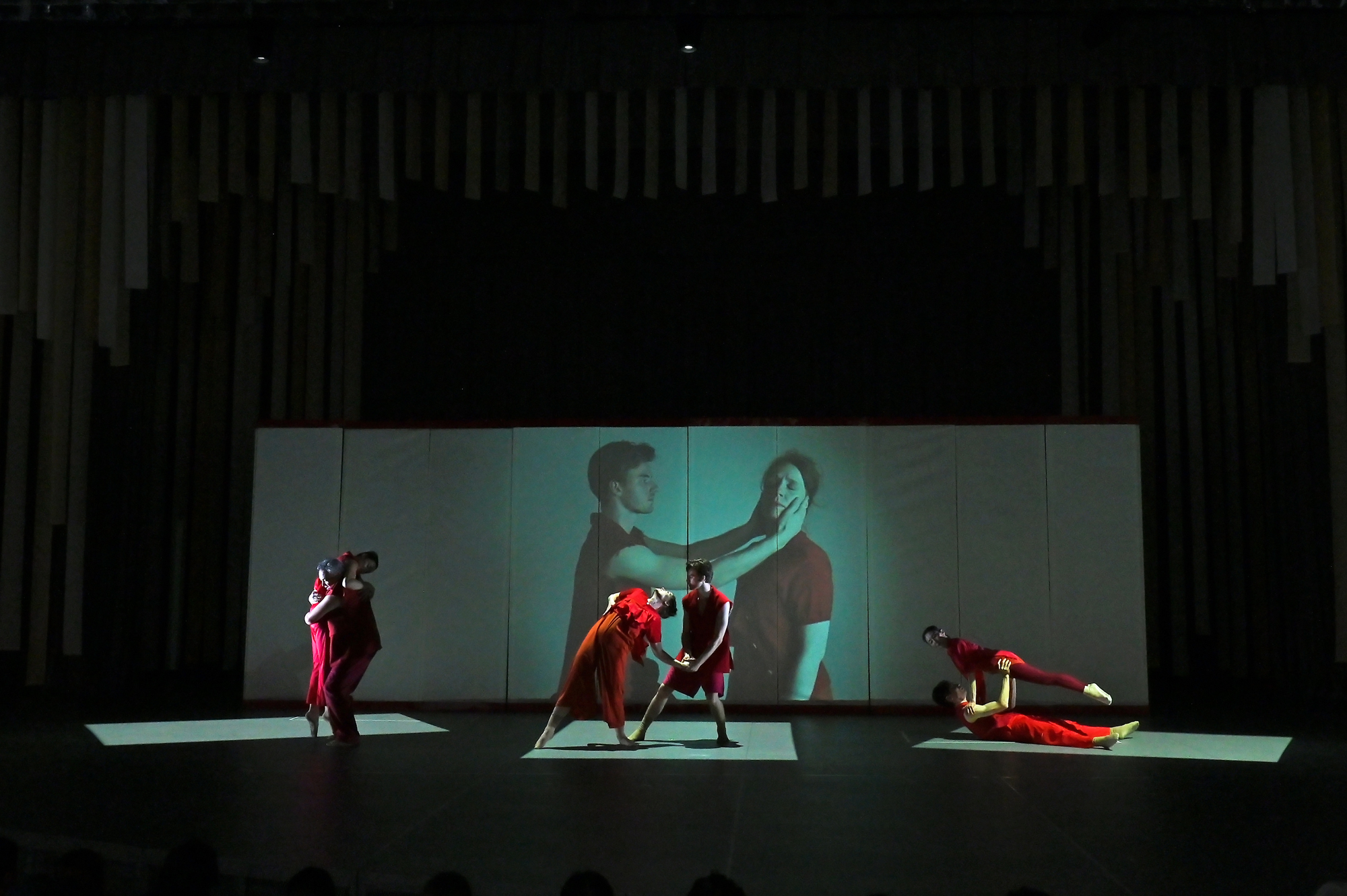 オランダ・日本　共同インテグレイテッドダンス公演「UNUM」＆「lungo」